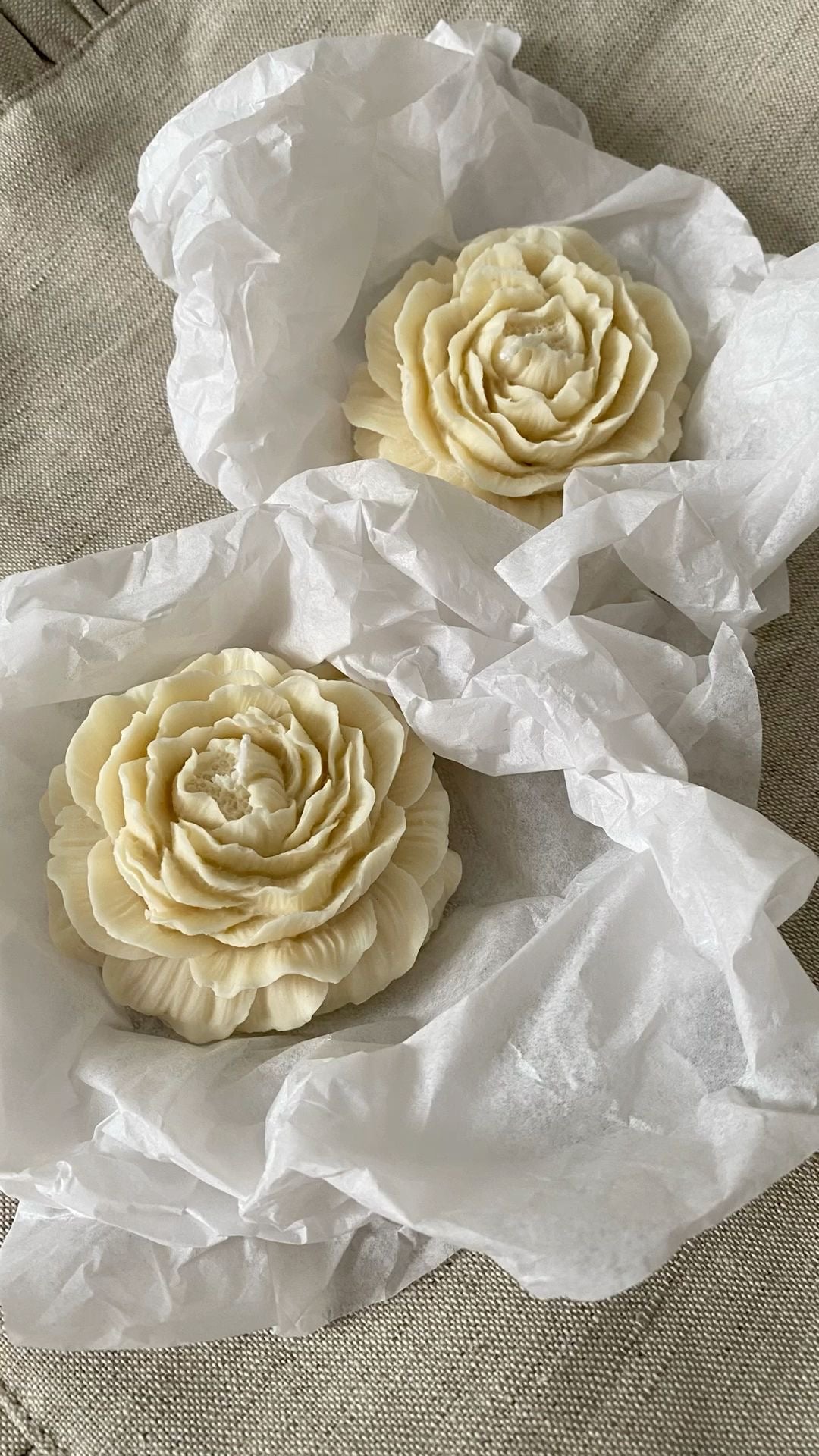 Peony candle