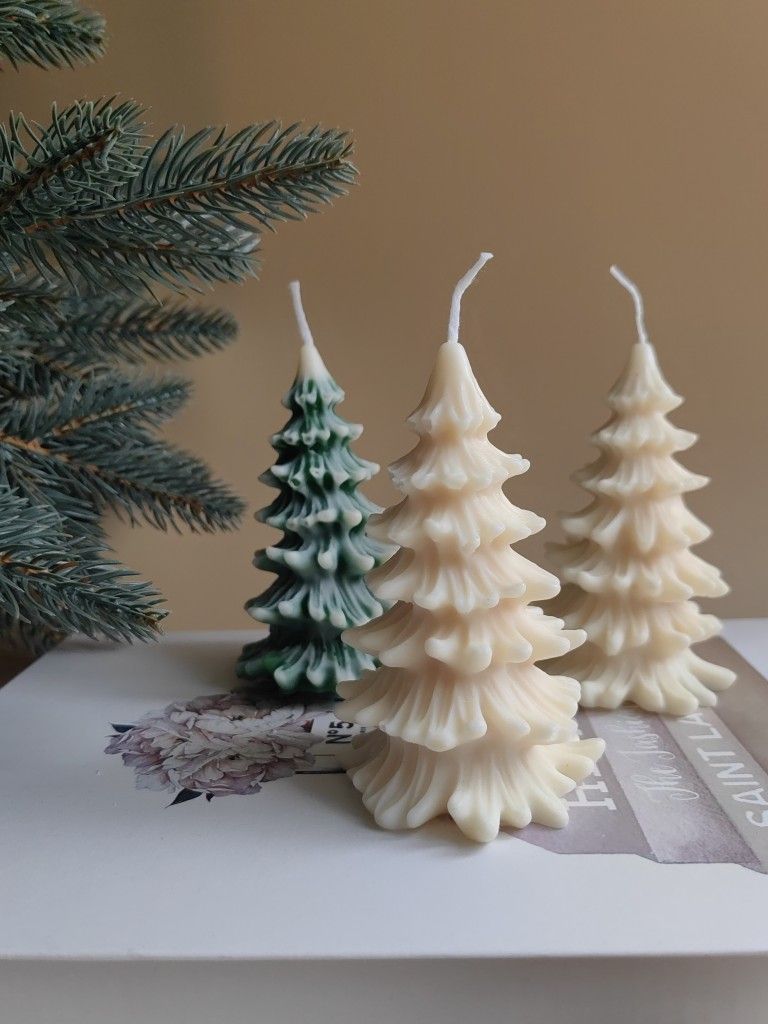 Christmas Tree Candle #4