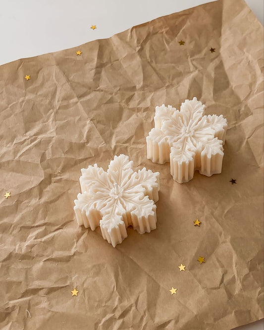 Snowflake candle