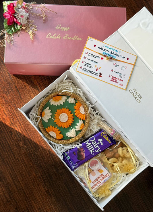 The Round Floral Dish Bundle